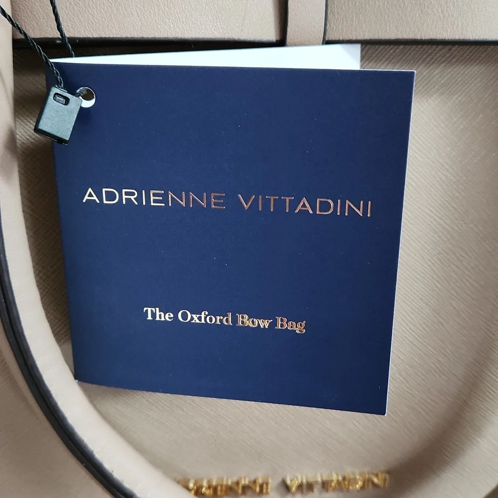 Adrienne Vittadini Oxford Bow Bag - Picture 6 of 9